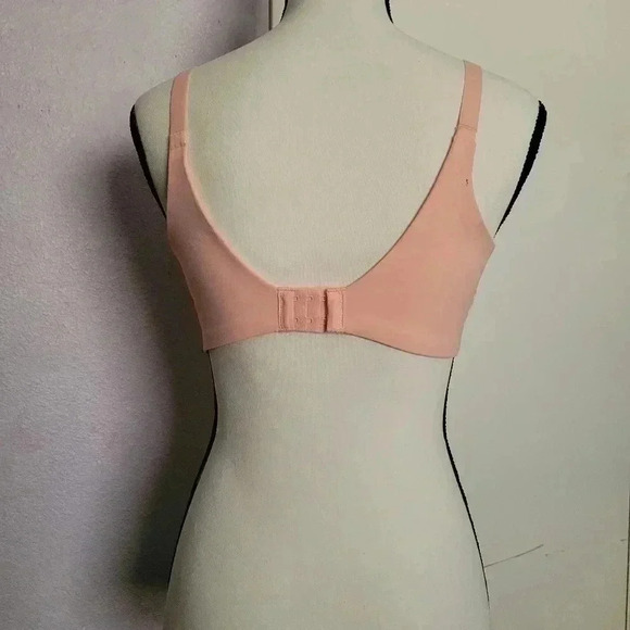 Vanity Fair Bra 38D NWT - Picture 2 of 3